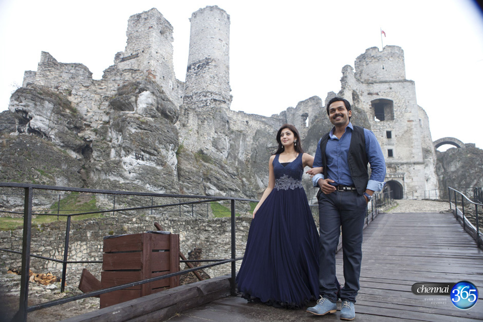 Saguni-Stills-1414014.jpg